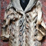 Vand haina de blana naturala, eleganta